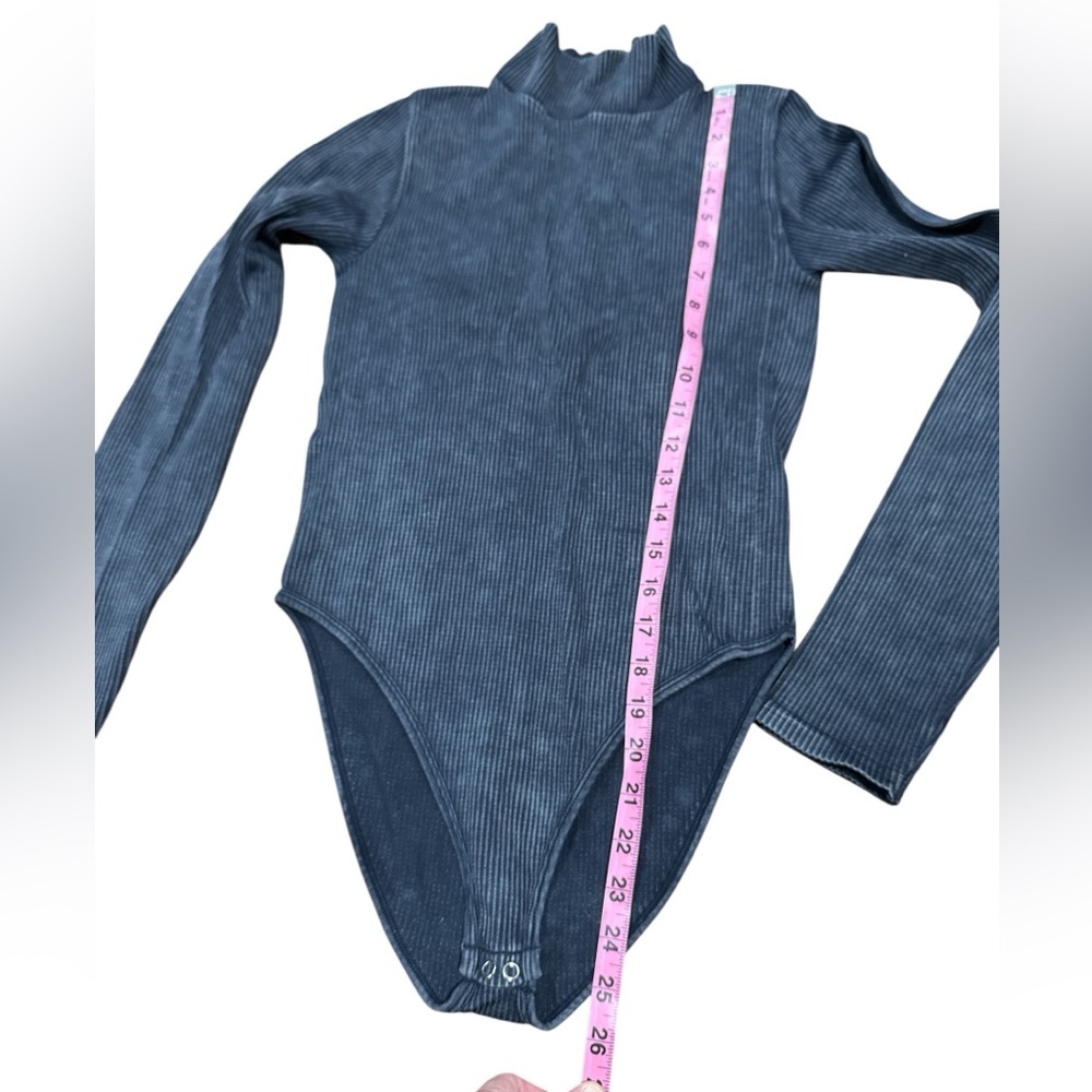 Forever 21 Ribbed Body Suit - Picture 7 of 7